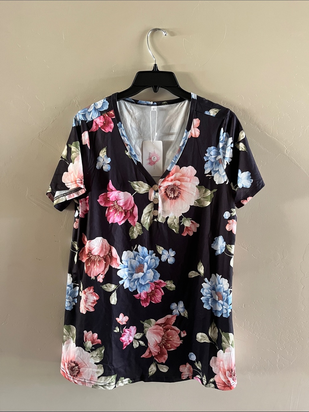 Floral V-Neck Short Sleeve Tee - Black with Pink & Blue Flowers